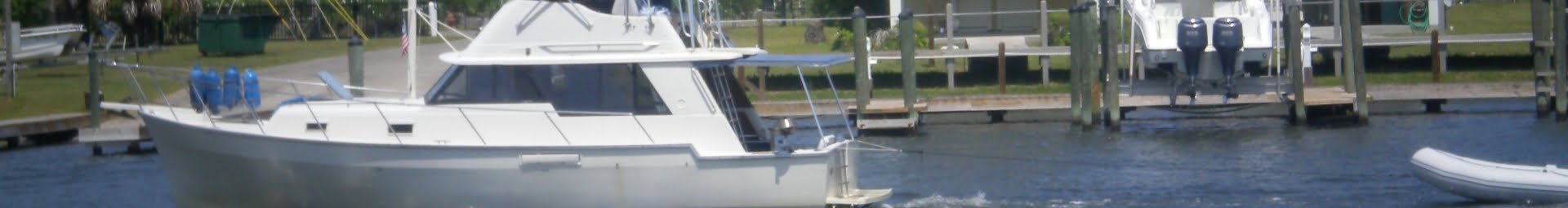 Boat in front of Mariners Landing