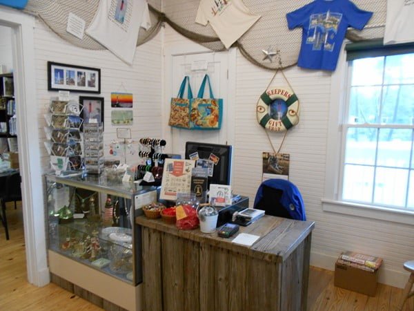 Crooked River Lighthouse Gift Shop
