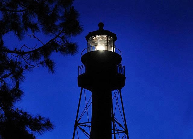 Crooked River Lighthouse at night